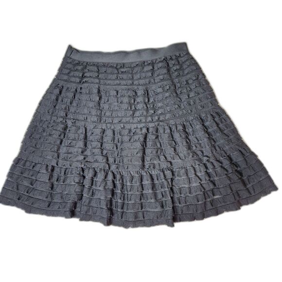 Max Studio Black Tiered A-Line Skirt M Knee Textured Office Whimsy Goth - Picture 1 of 6